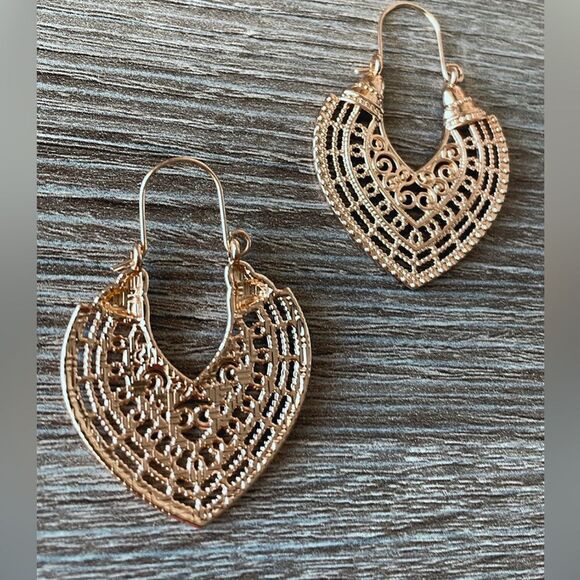 BohemianāhoopāearringsāA249 - Picture 5 of 5